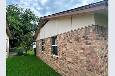 1110 Barclay Drive, Mesquite, TX 75149 - Photo 5