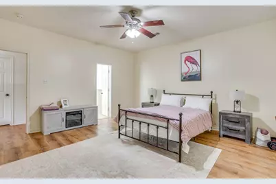 525 Oakbrook Drive, Burleson, TX 76028 - Photo 23
