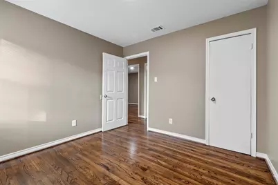 8714 Quinn Street, Dallas, TX 75217 - Photo 13