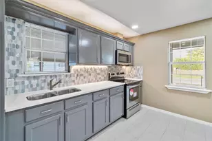 8714 Quinn St, Dallas, TX 75217 - Photo 11