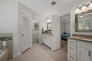 2405 Castle St, Irving, TX 75038 - Photo 13