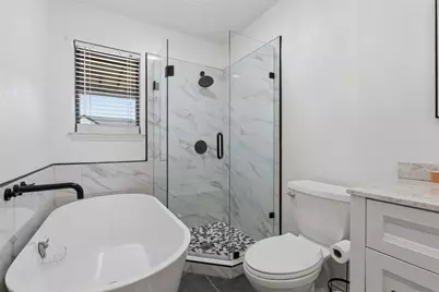 1300 Linda Court, Cleburne, TX 76033 - Photo 19