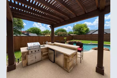 1300 Linda Court, Cleburne, TX 76033 - Photo 3