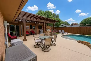 1300 Linda Ct, Cleburne, TX 76033 - Photo 3