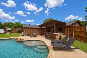 1300 Linda Ct, Cleburne, TX 76033 - Photo 7