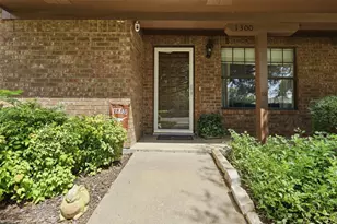 1300 Linda Ct, Cleburne, TX 76033 - Photo 11