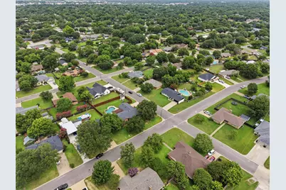1300 Linda Court, Cleburne, TX 76033 - Photo 17