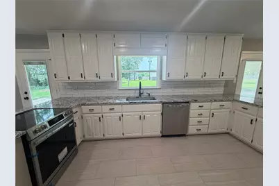 1601 San Jacinto Street, Sulphur Springs, TX 75482 - Photo 5