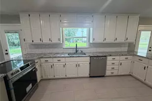 1601 San Jacinto St, Sulphur Springs, TX 75482 - Photo 5