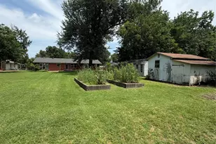 1601 San Jacinto St, Sulphur Springs, TX 75482 - Photo 23