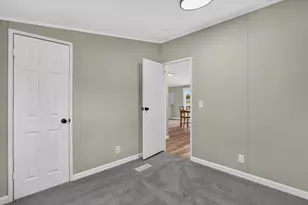 8020 S Prairie Hill St, Alvarado, TX 76009 - Photo 19