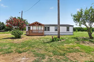 8020 S Prairie Hill St, Alvarado, TX 76009 - Photo 1