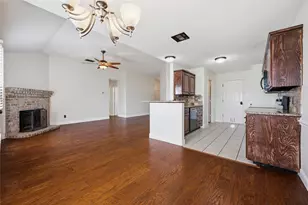926 Meadow Cir S, Keller, TX 76248 - Photo 9