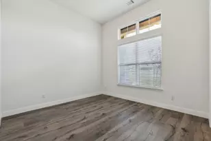301 Hollingsworth Ln, Glenn Heights, TX 75154 - Photo 17