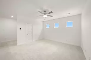301 Hollingsworth Ln, Glenn Heights, TX 75154 - Photo 11