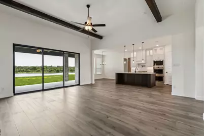 301 Hollingsworth Lane, Glenn Heights, TX 75154 - Photo 11