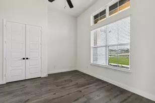 301 Hollingsworth Ln, Glenn Heights, TX 75154 - Photo 9