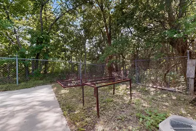 1118 E Moore Avenue, Terrell, TX 75160 - Photo 29