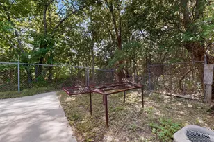 1118 E Moore Ave, Terrell, TX 75160 - Photo 29