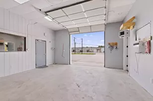 1118 E Moore Ave, Terrell, TX 75160 - Photo 11
