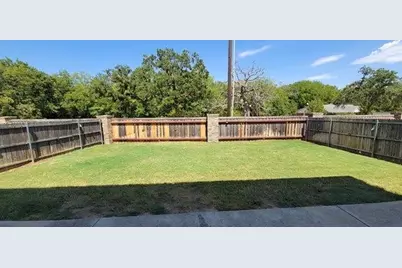 1815 Bersand, Gainesville, TX 76240 - Photo 3