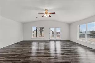 4017 Marana Dr, Granbury, TX 76048 - Photo 9