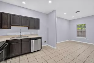 4718 Jamaica St, Dallas, TX 75210 - Photo 9