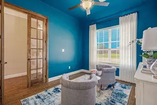 1010 Anna Cir, Granbury, TX 76048 - Photo 7