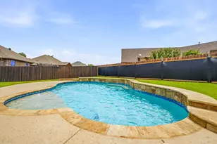 1010 Anna Cir, Granbury, TX 76048 - Photo 33