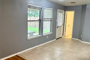 2707 Prairie Creek Dr, McKinney, TX 75071 - Photo 3