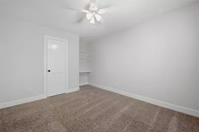 931 W Collins Street, Denison, TX 75020 - Photo 13