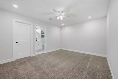 931 W Collins Street, Denison, TX 75020 - Photo 19