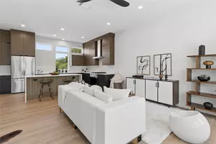 2202 N Carroll Ave, Dallas, TX 75204 - Photo 3