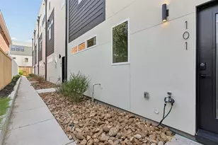 2202 N Carroll Ave, Dallas, TX 75204 - Photo 31