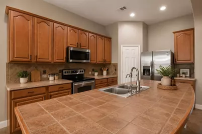 1008 Linden Drive, Burleson, TX 76028 - Photo 11