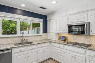 1 Crown Pl, Richardson, TX 75080 - Photo 13