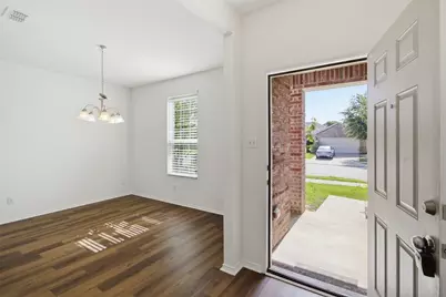 1716 Gayla Creek Drive, Little Elm, TX 75068 - Photo 7