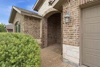 447 Paso Fino Street, Robinson, TX 76706 - Photo 3