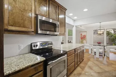 3702 Hulen Park Drive, Fort Worth, TX 76109 - Photo 15