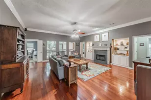 2536 Oak Brook Dr, Bedford, TX 76021 - Photo 9