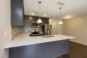 4545 Live Oak St, Dallas, TX 75204 - Photo 3
