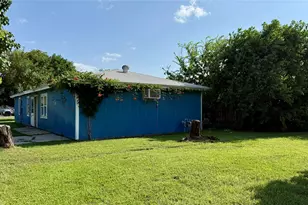 509 N 10th St, Sanger, TX 76266 - Photo 3