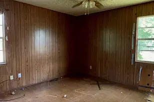 509 N 10th St, Sanger, TX 76266 - Photo 11