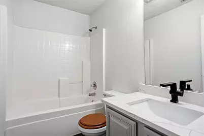 7103 Greenspoint Drive, Arlington, TX 76001 - Photo 13