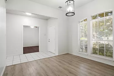 7103 Greenspoint Drive, Arlington, TX 76001 - Photo 3