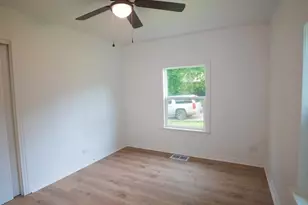 401 W Carolina St, Palestine, TX 75803 - Photo 23