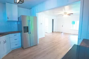 401 W Carolina St, Palestine, TX 75803 - Photo 1