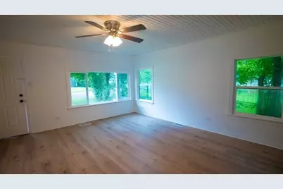 401 W Carolina Street, Palestine, TX 75803 - Photo 15