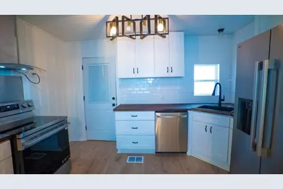 401 W Carolina Street, Palestine, TX 75803 - Photo 5