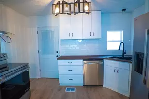 401 W Carolina St, Palestine, TX 75803 - Photo 5